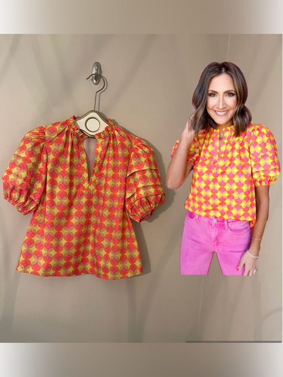 THML Tops - THML Yellow Abstract Split Neck
Printed Puff Short Sleeve Top Size XS